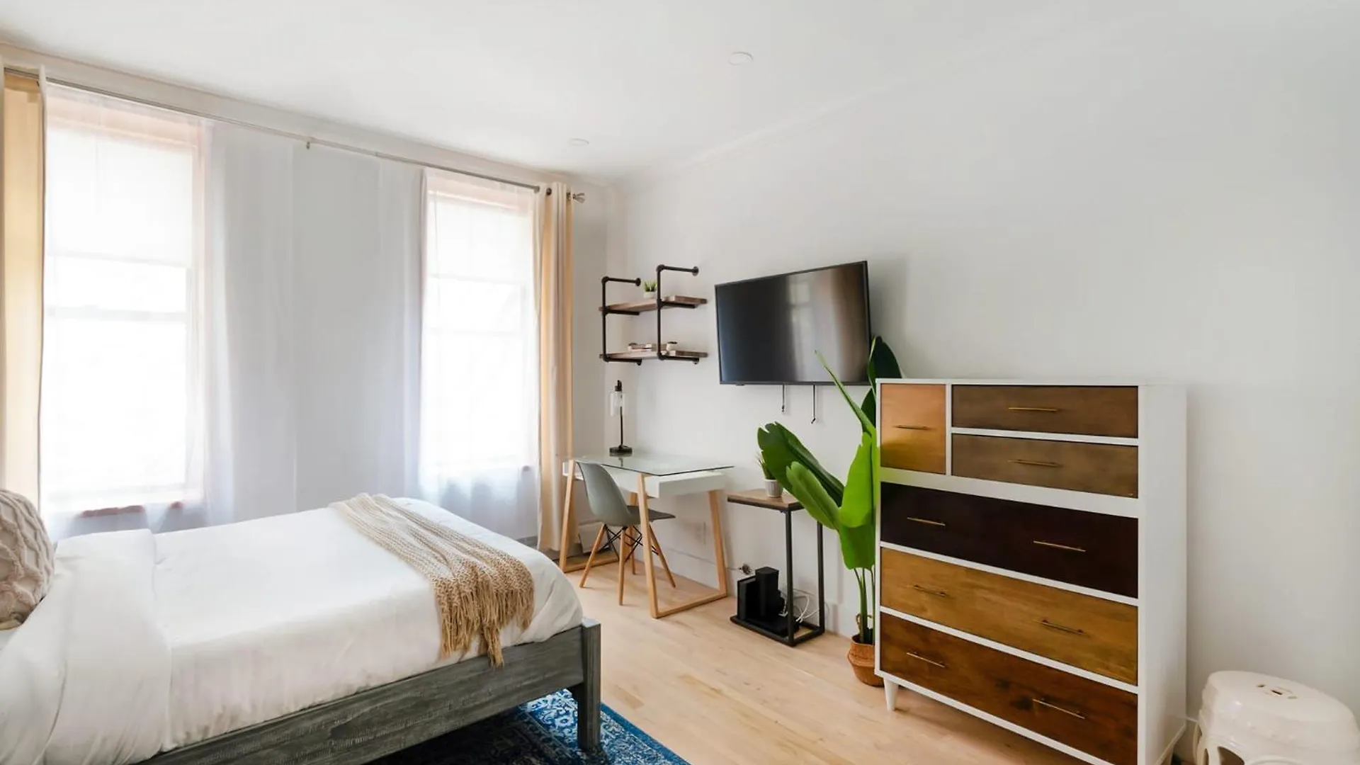 Apartment 1597-7 Luxury Upper East Studio W&D In Unit New York