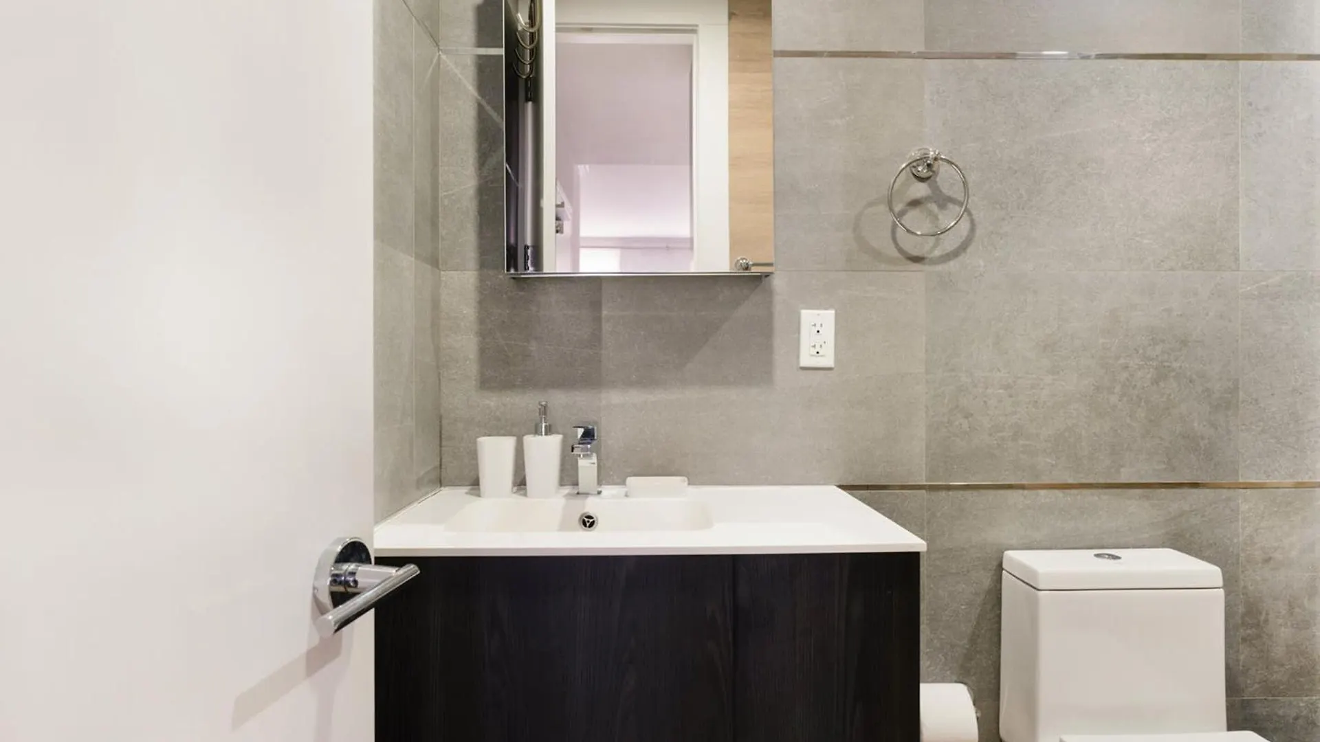 1597-7 Luxury Upper East Studio W&D In Unit نيو يورك شقة